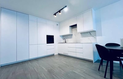 Location d’un appartement lumineux de 2 pièces dans la résidence prestigieuse Angel, 44 m², Wrocław, Pologne